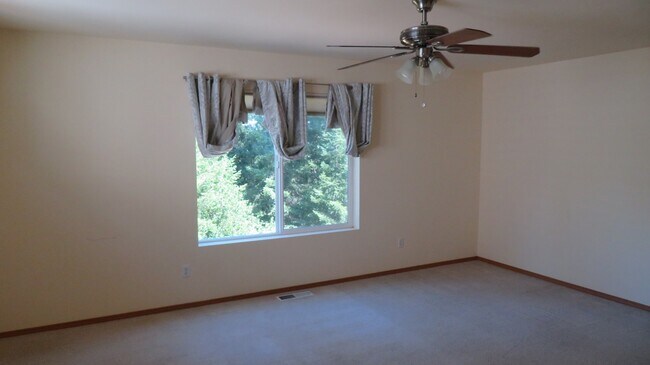 Foto del edificio - 1436 Packwood Ave