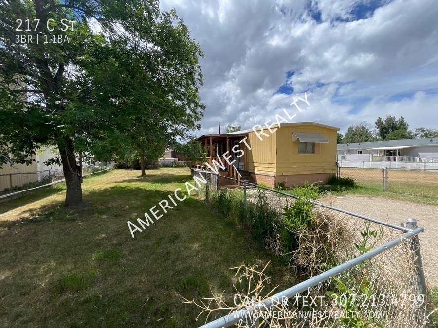 Primary Photo - 217 C St
