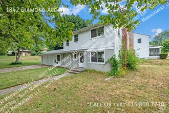 Building Photo - 1842 Diamond Ave NE