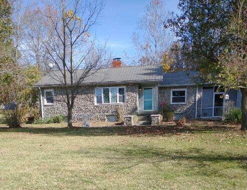 Foto principal - 126 Hawkeegan Dr