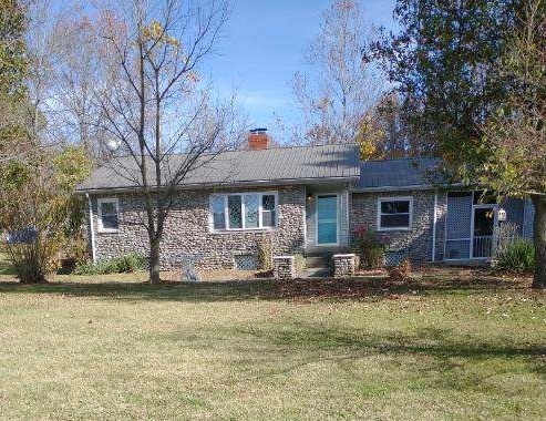 Primary Photo - 126 Hawkeegan Dr