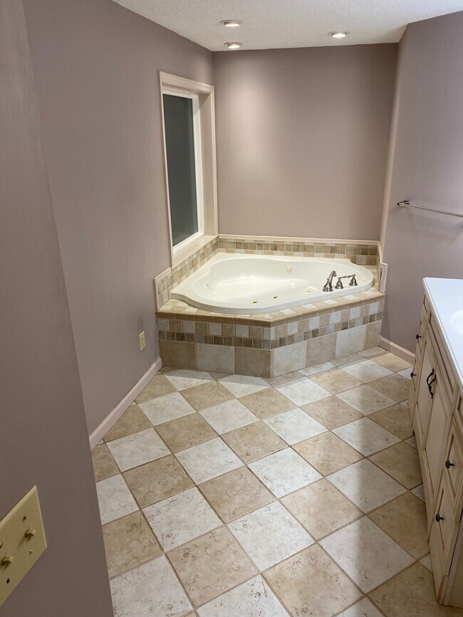 Foto del edificio - 26558 Martin Branch Rd