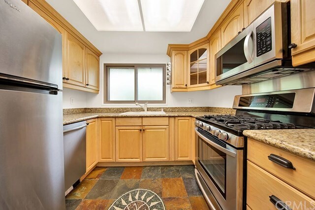 Foto del edificio - 6716 Clybourn Ave