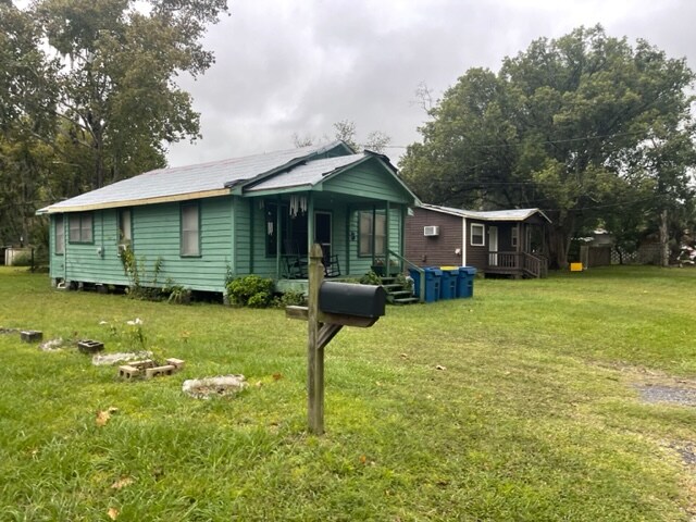 Primary Photo - 250 Vernis Ave