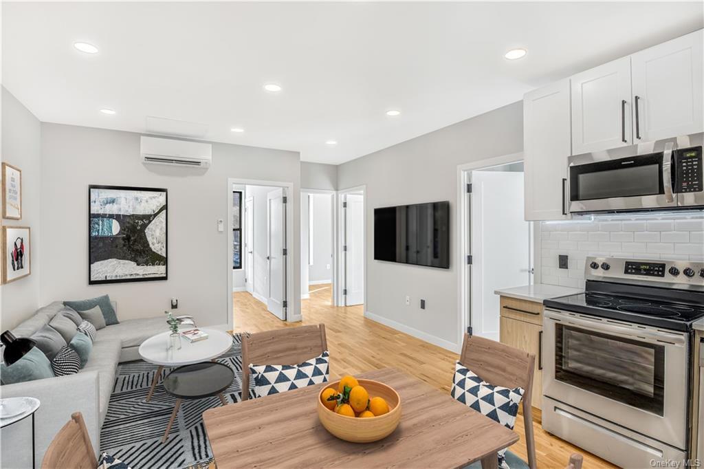 213 St Ann's Ave Unit 301, The Bronx, NY 10454 Room for Rent in The