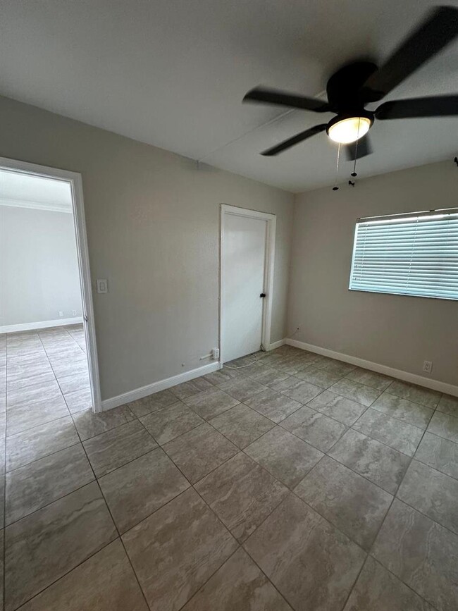 Building Photo - 4200 Crystal Lake Drive, Pompano Beach, FL...