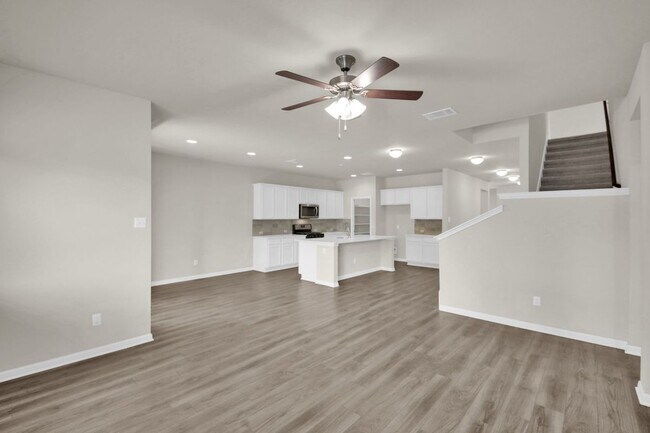 Building Photo - 1829 Leander Dr