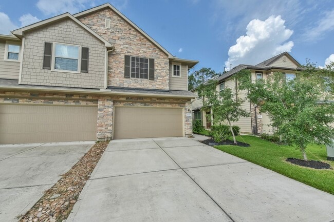 Building Photo - 16131 Beachside Pl