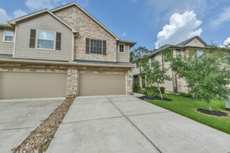 Building Photo - 16131 Beachside Pl