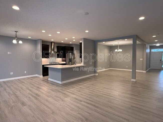 Foto del edificio - 6336 Filly Cir