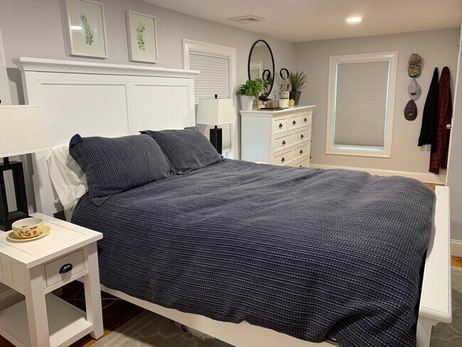 Bedroom 5 - 15 River St