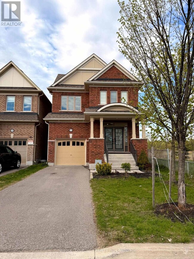Building Photo - 2557 Bandsman Cres