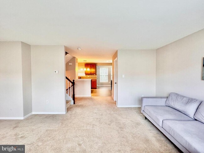 Foto del edificio - 354 N Barrington Ct