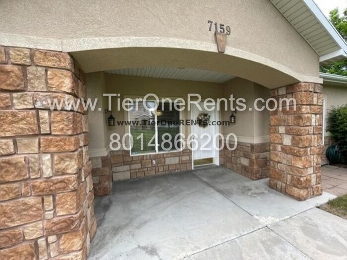 Primary Photo - This property offers a NO DEPOSIT option a...