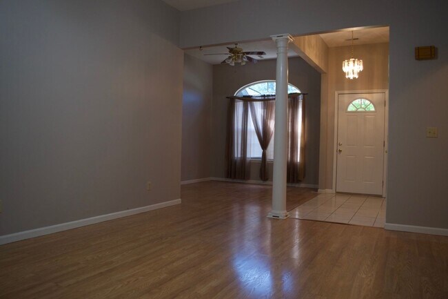 Foto del edificio - Great 3 Bed 2 Bath House In Ashland MO!