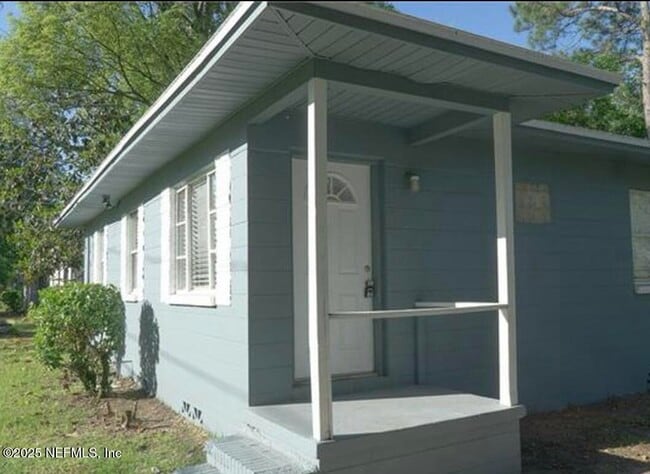 Building Photo - 5714 Belafonte Dr