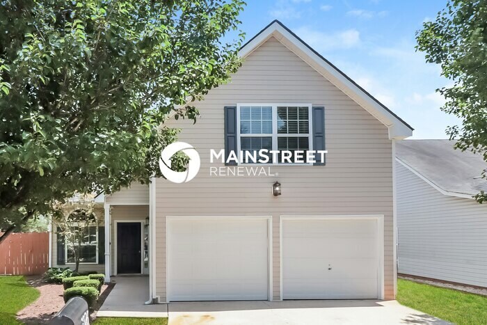 Foto principal - 5 Bedroom Pet-Friendly Home in Villa Rica, GA with Main Street Renewal