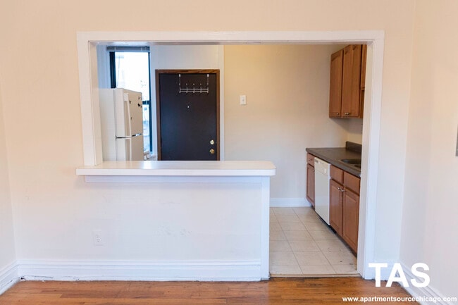 Foto del edificio - 627 W Melrose St