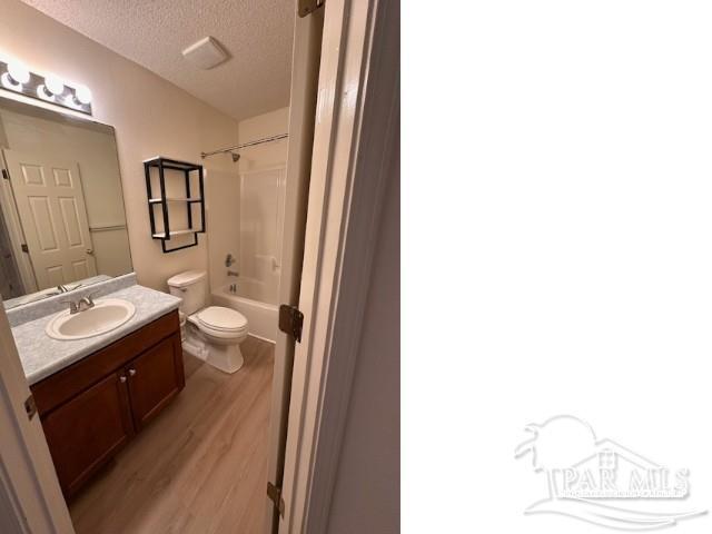 Foto del edificio - 1343 Ashford Dr