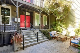 Building Photo - 1268 Hampshire St