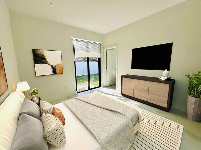 Foto del edificio - 4106 N Thatcher Ave