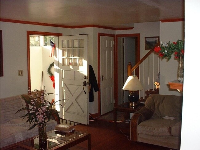 Foto del edificio - 9 Glenview Dr