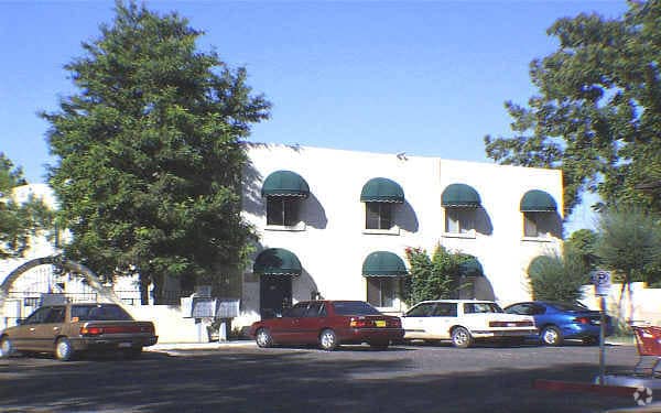 Casa Capricorn Apartments