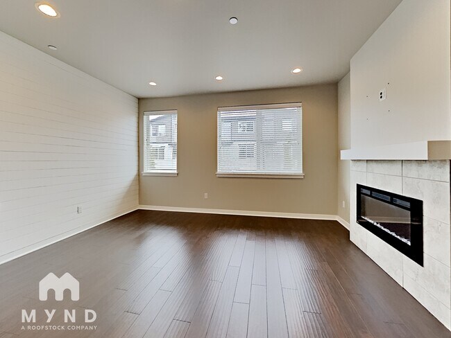 Building Photo - 3230 148th St SW