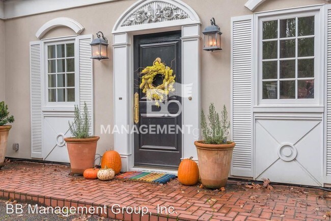 Foto del edificio - 554 SW 48th Dr