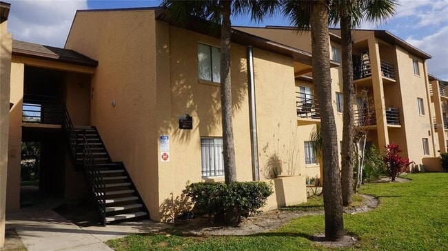 Building Photo - 5219 Via Hacienda Cir