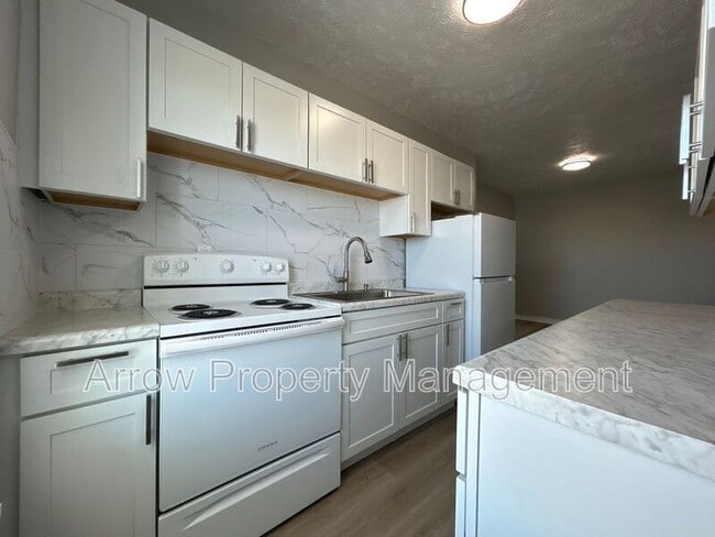 Foto del edificio - 723 Ella St