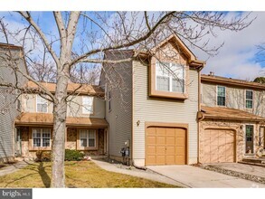 Building Photo - 164 Kettlebrook Dr