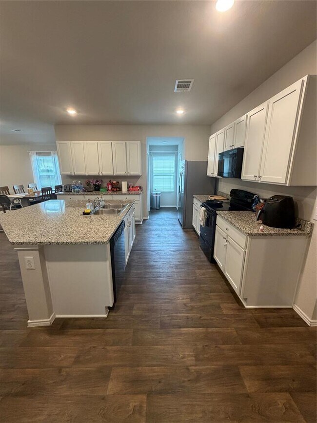 Foto del edificio - 5708 Berriweather Dr