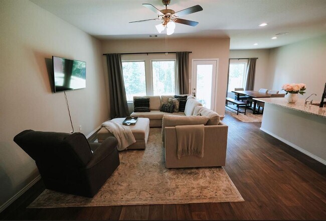 Building Photo - 6130 Gingerland Ct