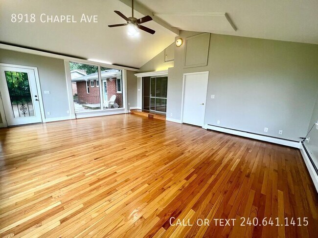Foto del edificio - 8918 Chapel Ave