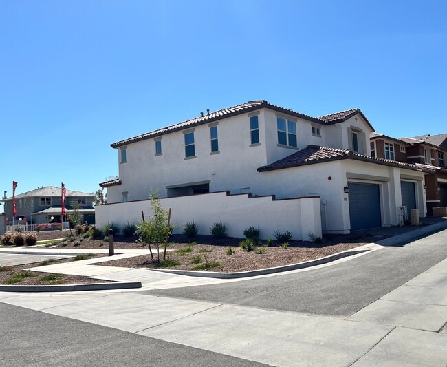 Building Photo - 2773 Claire Dr