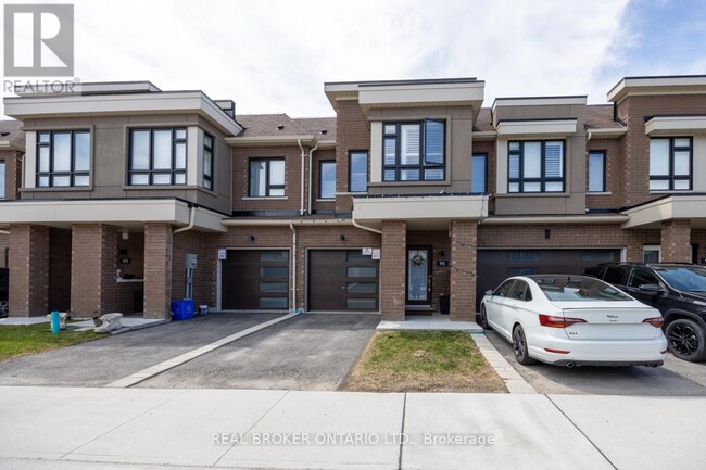 Building Photo - 95 Caspian Sq