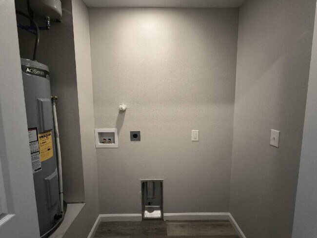 Foto del edificio - 4116 W 56th Pl