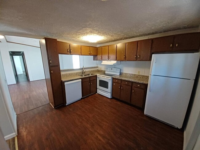 Foto del edificio - 113 Dogwood Dr