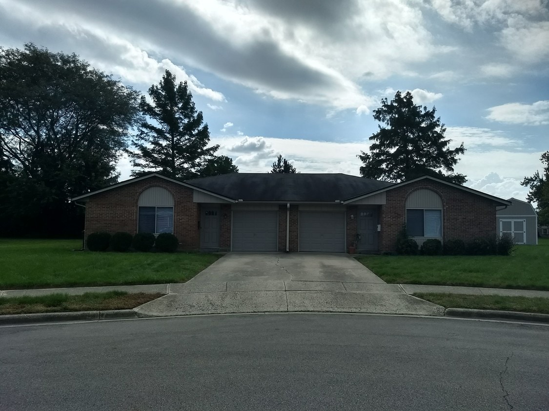 1573/1575 Leedes Rd. - 1574 Leedes Rd
