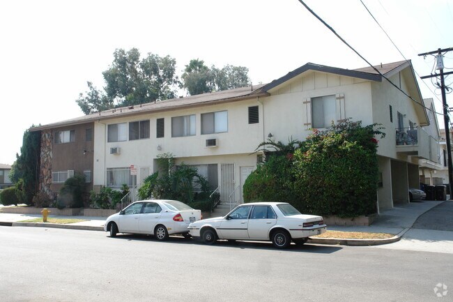 Building Photo - 14205 Burbank Blvd