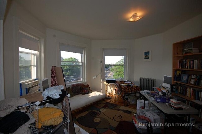 Building Photo - 1371 Commonwealth Ave