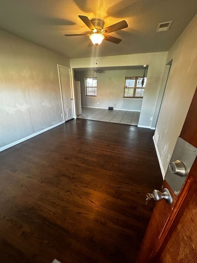Foto del edificio - 5020 Memory Ln
