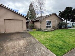 Building Photo - 286-296 Aldridge Dr N