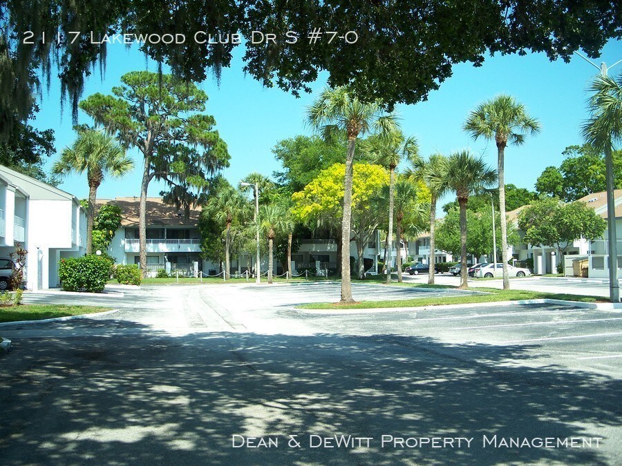 Primary Photo - 2117 Lakewood Club Dr S