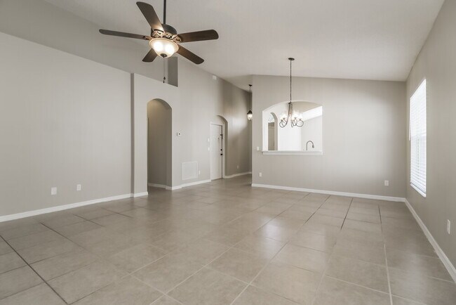 Building Photo - 10139 Rivers Trail Dr