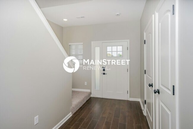 Building Photo - 3 Bedroom Pet-Friendly Home in Jeffersonvi...