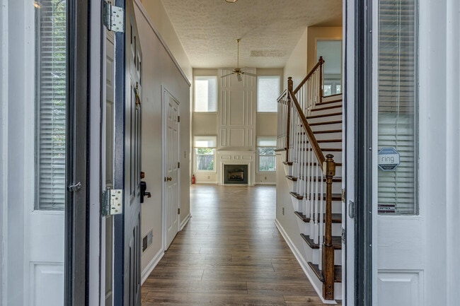 Building Photo - 3789 White Pine Dr