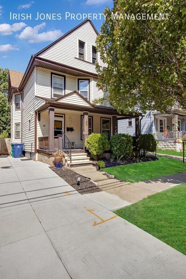 Building Photo - 24 Briggs Ave