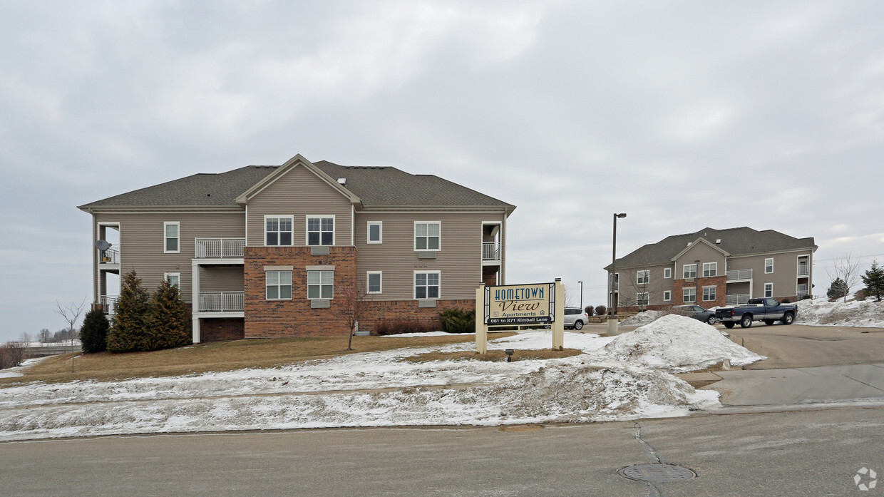 Building Photo - Hometown View Apartments